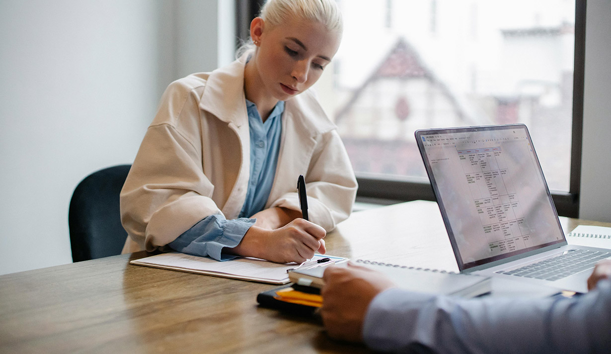 Pexels Sora Shimazaki 5668854 Kopier (1)